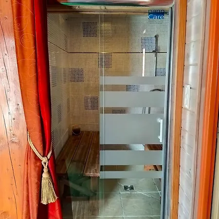 Les Sentiers Du - Domaine De La Gaia Konukevi 3*