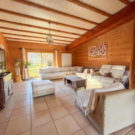 Les Sentiers Du - Domaine De La Gaia Konukevi 3*